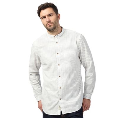 Mantaray White textured striped regular fit shirt